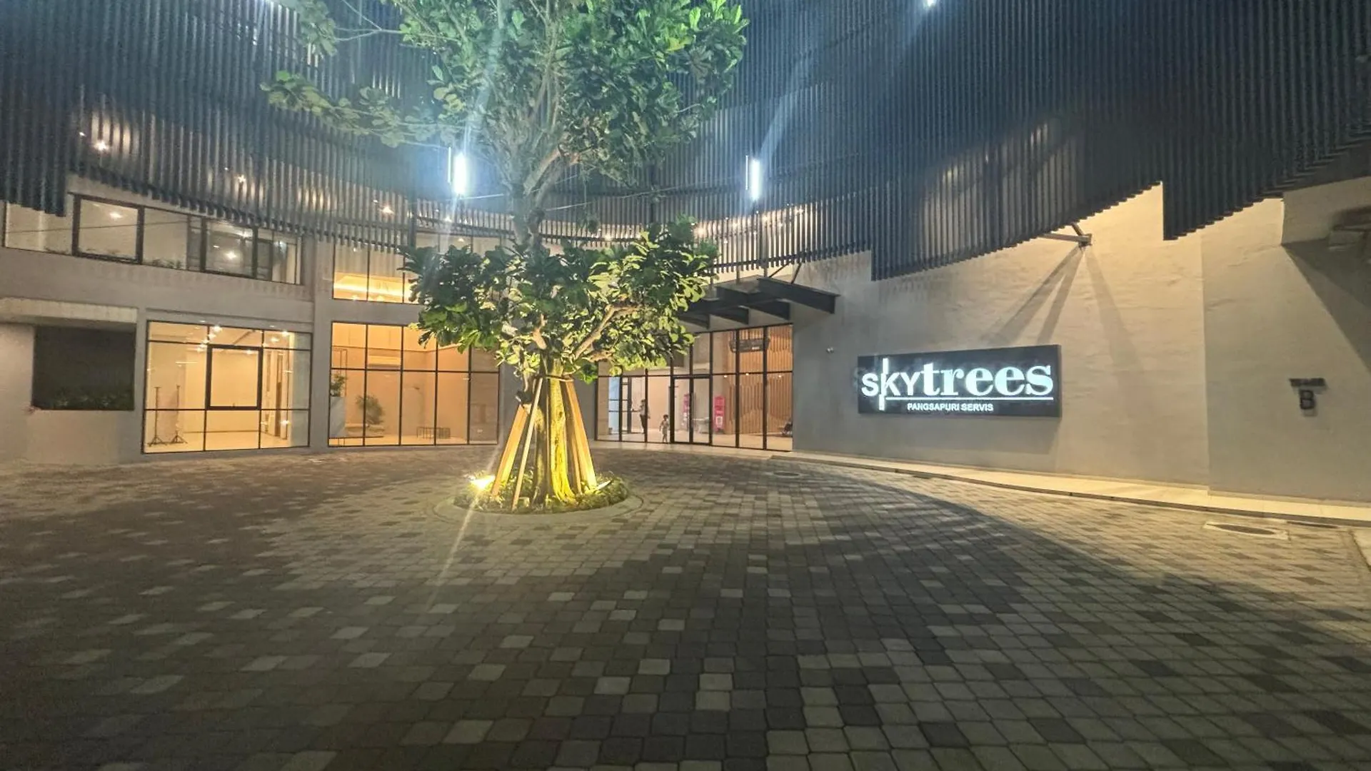 Skytrees Comfort Room With Simple Design Concept Johor Bahru 0*,  Malaysia